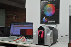 desenvolvimento de produto, desenvolvimento de cor com rigor, padrão , alta qualidade e rastreabilidade para a industria têxtil calçadista